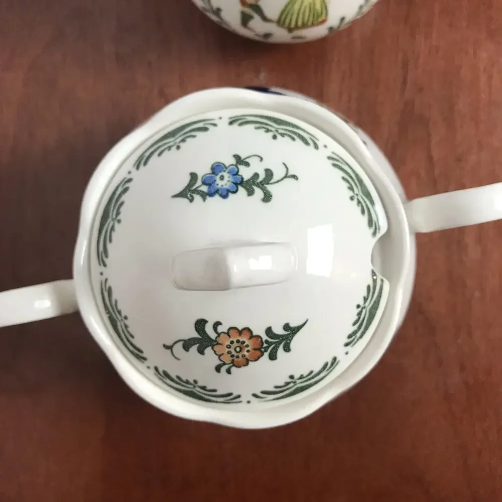 Provencial Designs By Nikko VTG French Country Dancers Creamer Sugar Bowl Set